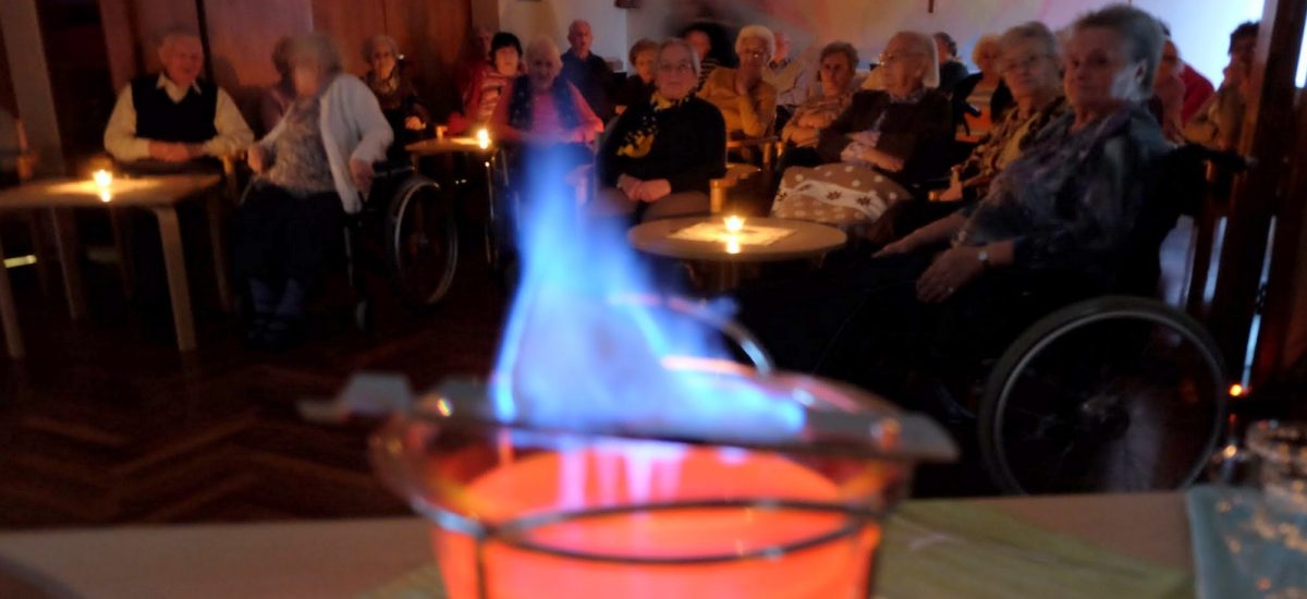 Die Feuerzangenbowle – ein stimmungsvoller Nachmittag