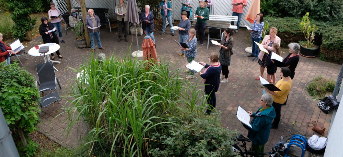 Kantorei Eschwege gibt Balkon-Konzert