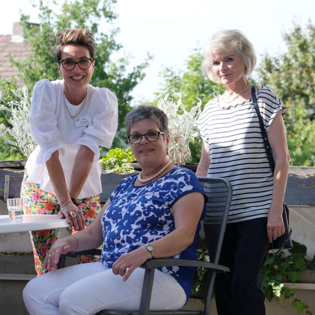 Drei Einrichtungsleitungen in einem Bild: (v.l.) Tanja Fischbach (seit 2022), Monika Saubert (2009 bis 2022) und Hella Goethe (bis 2009).